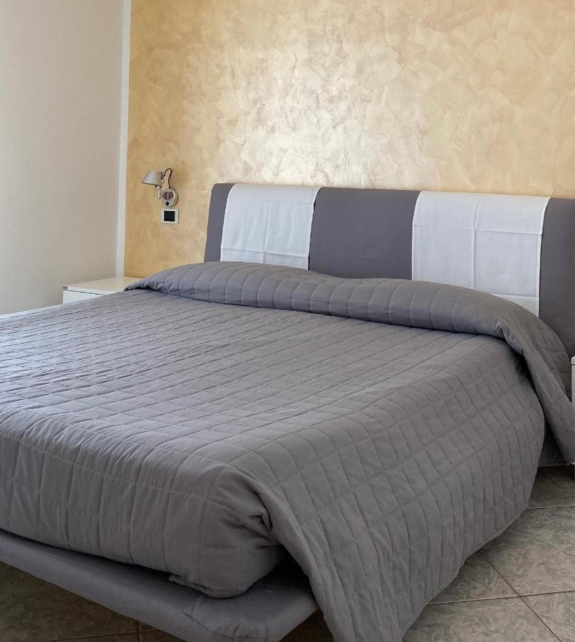 Appartamenti Nataly Torbole Sul Garda Exterior foto